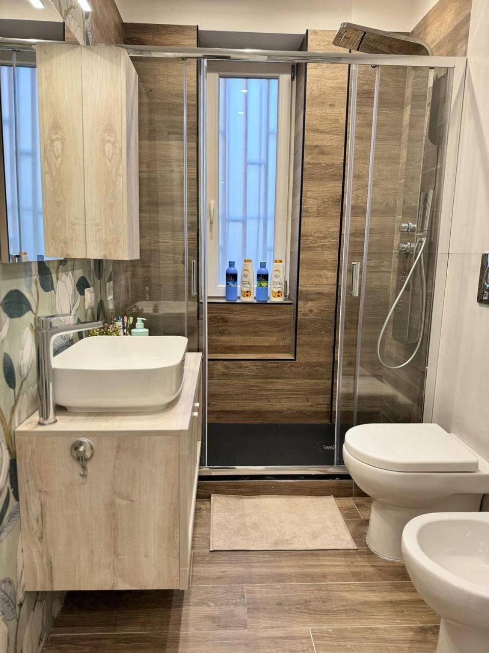 280 Mt Dalla Metro The Mox Luxury Apartament Apartment Napoli Ngoại thất bức ảnh
