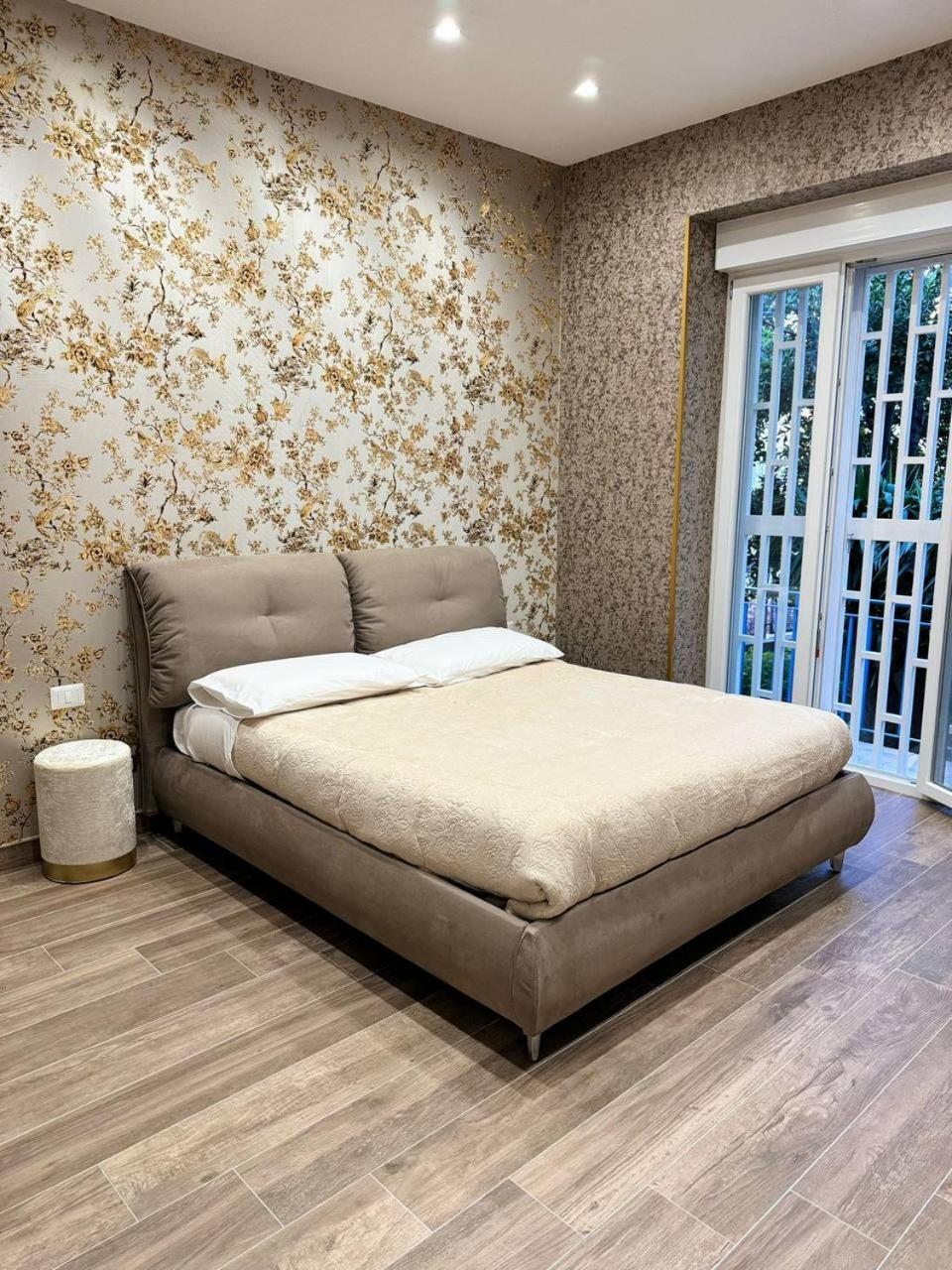 280 Mt Dalla Metro The Mox Luxury Apartament Apartment Napoli Ngoại thất bức ảnh